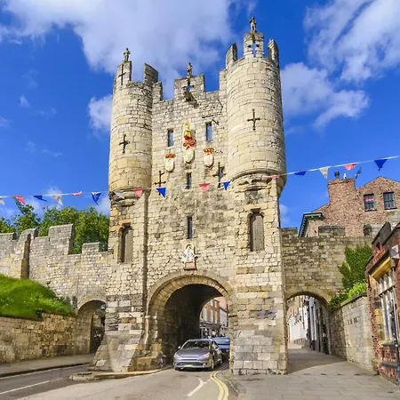 Apartamento 1st Floor Nunnery Modern, Romantic 1 Bed In Pass The Keys *